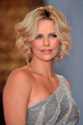 fb03e512186926 Charlize Theron Looking Great  at the Premiere of Burning Plain at Venice Film Festival