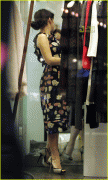 4a9a551799136 Lily Allen   West London candids doing some shopping