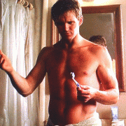 �����  ����� ������� - Ryan Kwanten