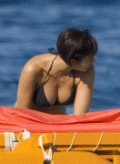 Natalie Imbruglia in bikini
