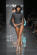 5889bb2060956 Candice Swanepoel en maillot