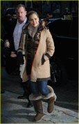 Jessica Alba In Coat And Stockings Arriving At Late Show Pictures