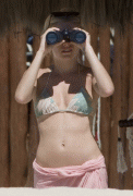 Sienna Miller bikini pictures