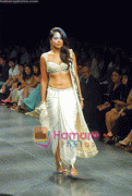 Sameera Reddy walk the ramp on Lakme Fashion Week