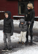 Cate Blanchett heads out to shop in NYC December 21 HQx69 cf4d4b60891873 
