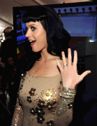 e0490066215467.gif